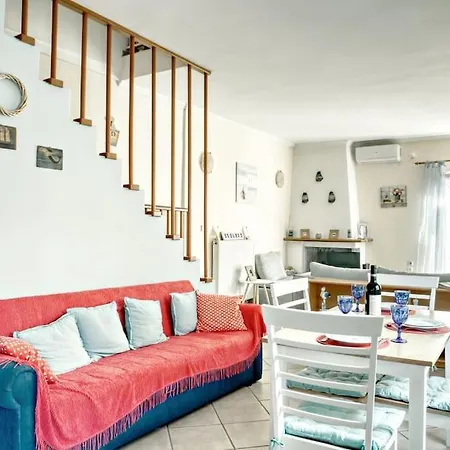 Casa vacanze Evita's Ikia Seaside Luxury House